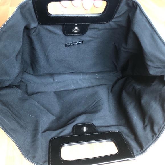 VICTORIA’s SECRET — black sparkle hand/evening bag - Picture 4 of 8